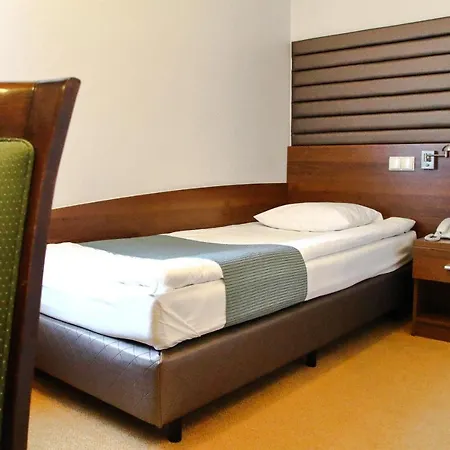 Piaskowy Hotel Pszczyna